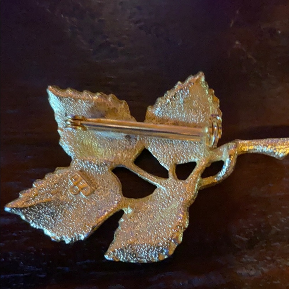 D F A signed brooch - Picture 2 of 2